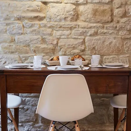 Vakantieboerderij La Panoramica - Maison De Charme - Casette E Self Catering Per Vacanze Meravigliose!