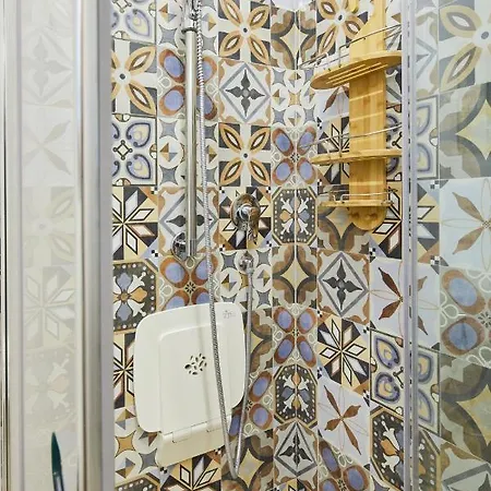 Farmház La Panoramica - Maison De Charme - Casette E Self Catering Per Vacanze Meravigliose!