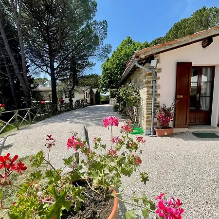 Séjour à la ferme La Panoramica - Maison De Charme - Casette E Self Catering Per Vacanze Meravigliose!